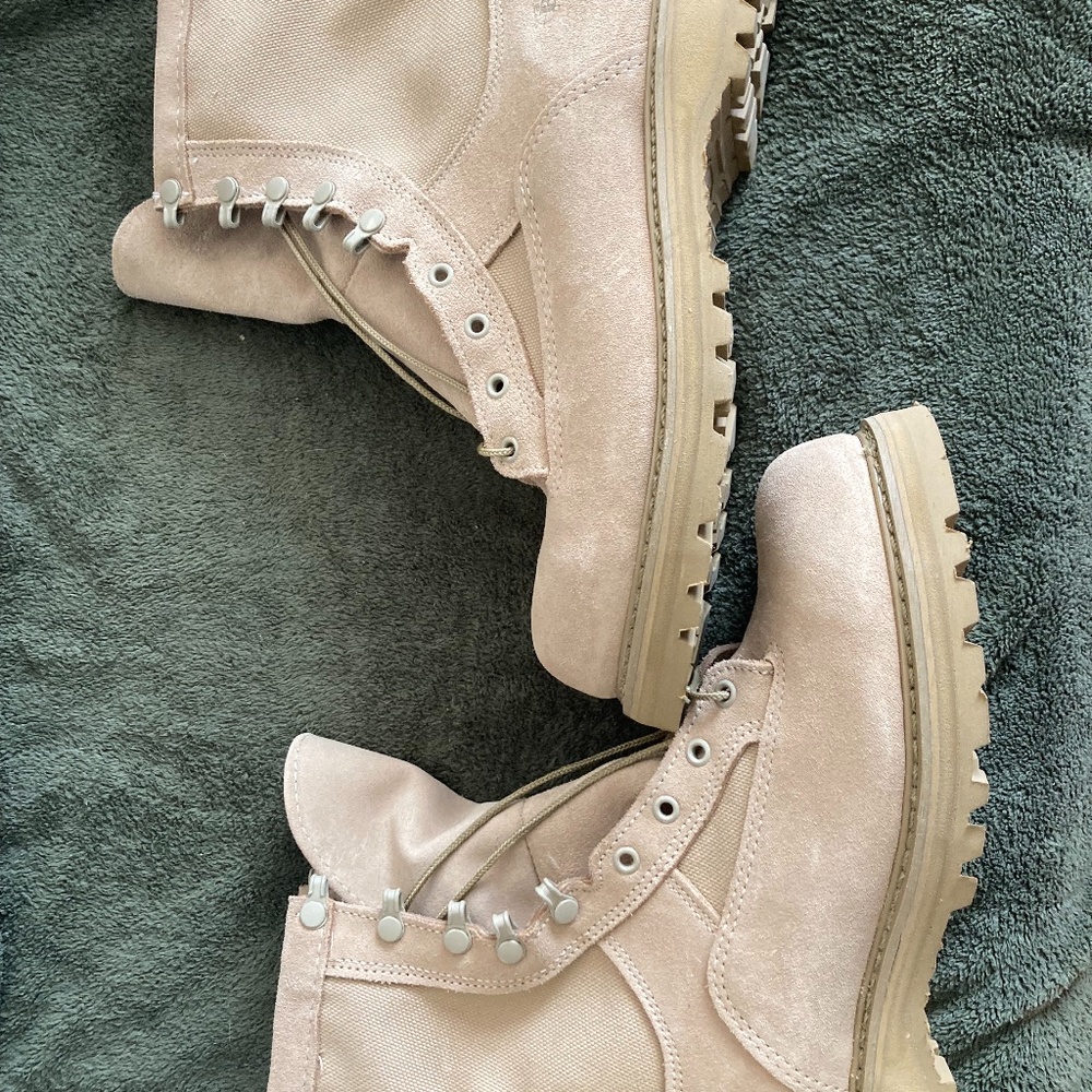 Bates military boots, size 10